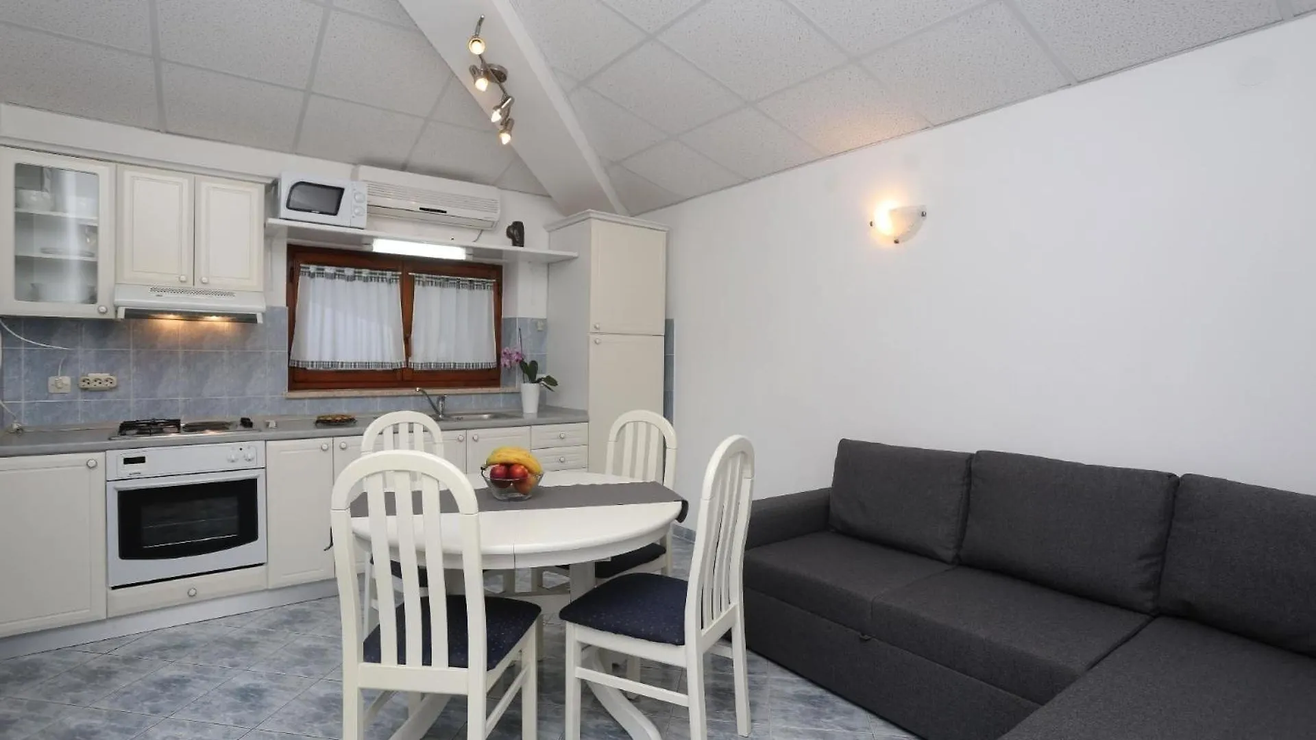 Ferienwohnung Fuer 3 Personen Ca 40 Qm In Rabac, Istrien Bucht Von Rabac Apartment